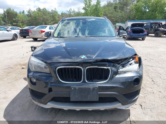 BMW X1 2015 WBAVL1C52FVY25945 Image 12