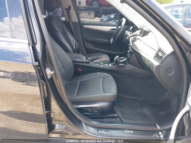 BMW X1 2015 WBAVL1C52FVY25945 Image 5
