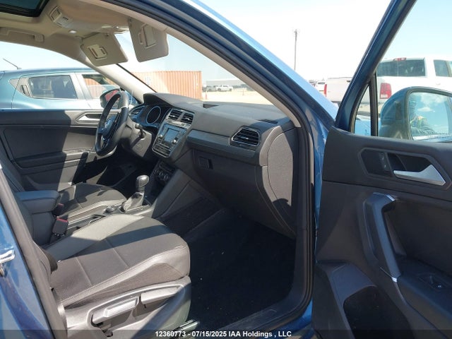3VV2B7AXXLM134475 Volkswagen Tiguan