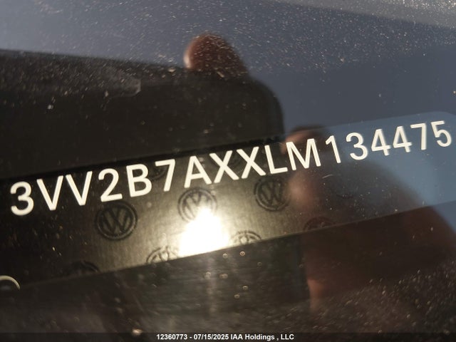 3VV2B7AXXLM134475 Volkswagen Tiguan
