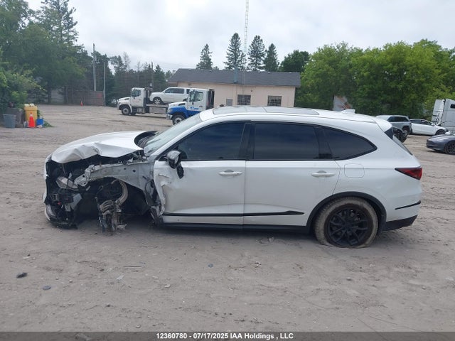 Acura j35y5 2024 5J8YE1H09RL801411 Image 14