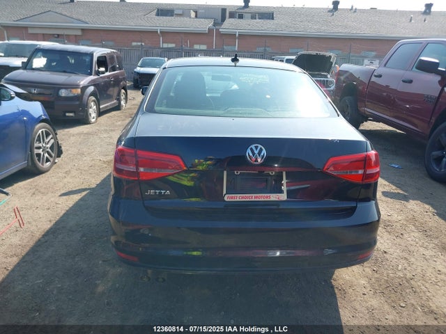 3VW2K7AJ0FM245970 Volkswagen 2015