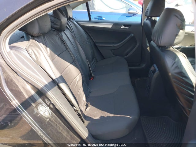 3VW2K7AJ0FM245970 Volkswagen 2015