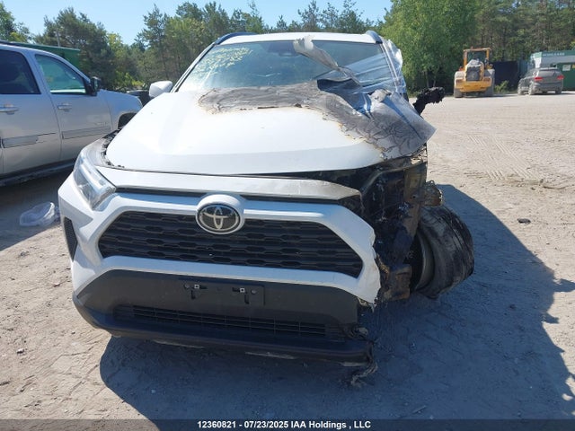 12360821 :رقم المزاد ، 2T3R1RFV5NC297783 vin ، 2022 Toyota Rav4 Xle مزاد بيع