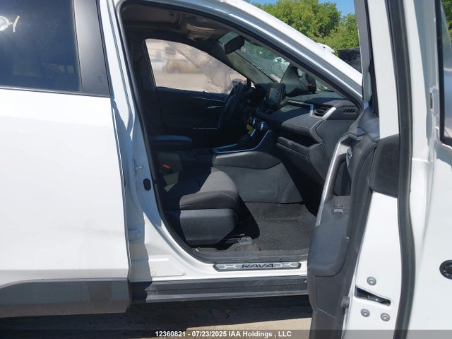 12360821 :رقم المزاد ، 2T3R1RFV5NC297783 vin ، 2022 Toyota Rav4 Xle مزاد بيع