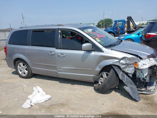 2C4RDGDG9FR633736 Dodge Grand Caravan