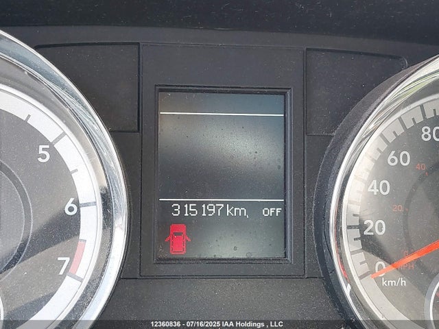 2C4RDGDG9FR633736 Dodge Grand Caravan