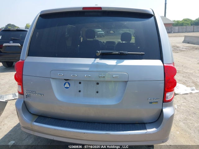 2C4RDGDG9FR633736 Dodge Grand Caravan