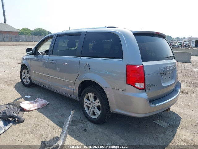 2C4RDGDG9FR633736 Dodge Grand Caravan
