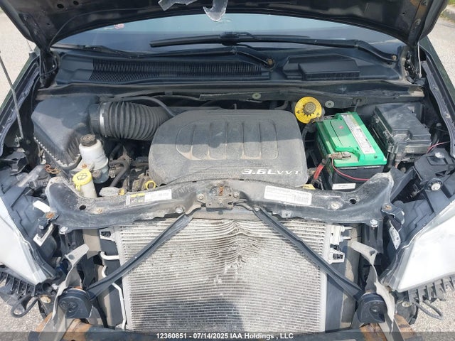 2C4RDGBGXFR701142 Dodge Grand Caravan