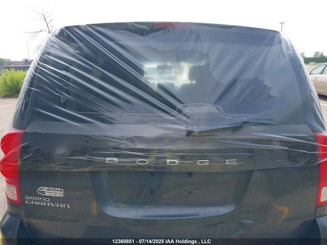 2C4RDGBGXFR701142 Dodge Grand Caravan