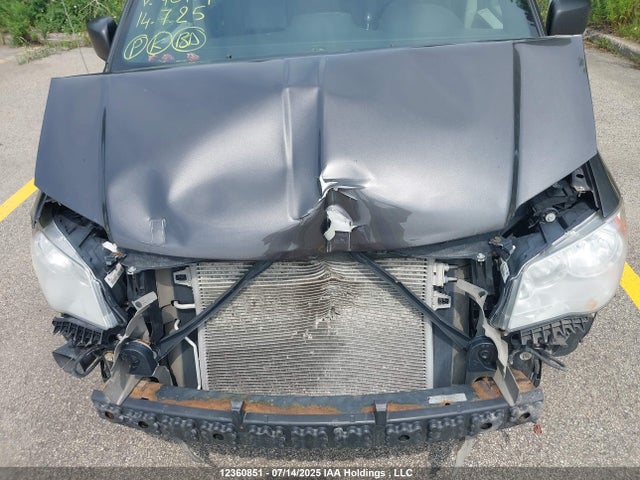 2C4RDGBGXFR701142 Dodge Grand Caravan