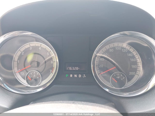 2C4RDGBGXFR701142 Dodge Grand Caravan