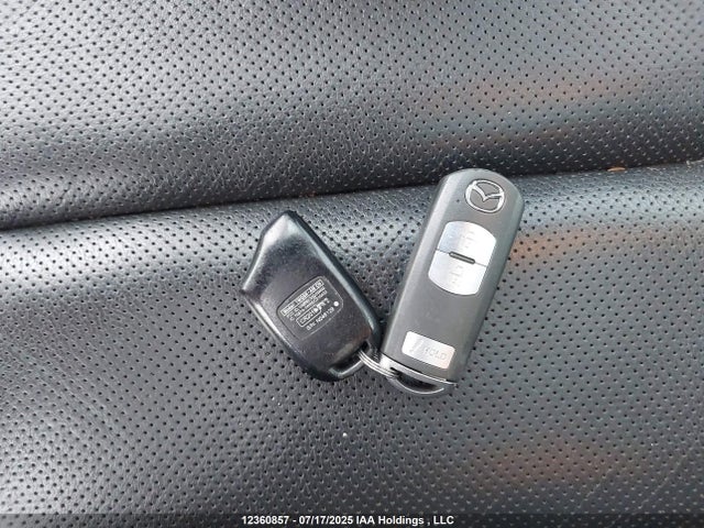 JM3KE4DY1G0707790 Mazda py