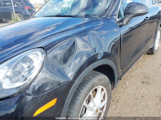 Porsche 2015 2015 WP1AF2A2XFLA40753 Image 12