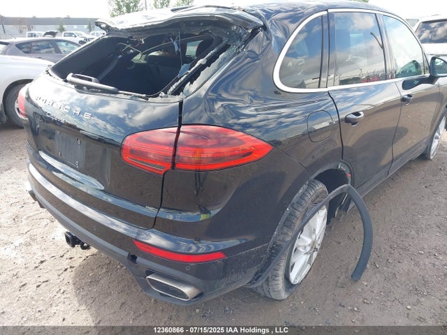 Porsche 2015 2015 WP1AF2A2XFLA40753 Image 22