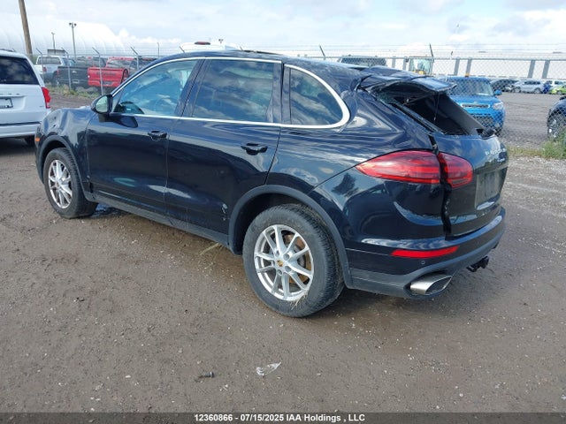 Porsche 2015 2015 WP1AF2A2XFLA40753 Image 3