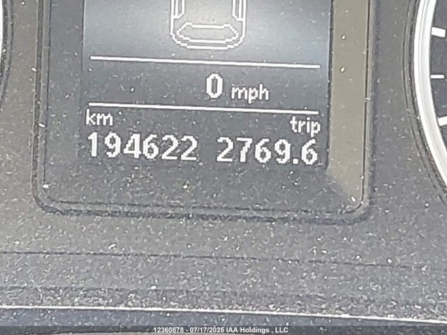 WVGNV7AX3HK008889 Volkswagen Tiguan