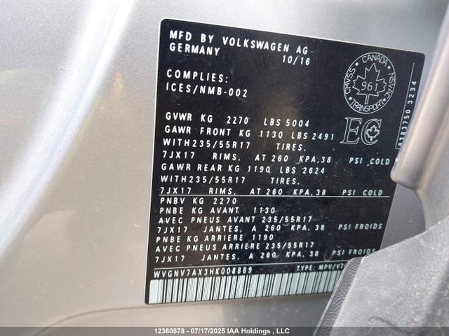WVGNV7AX3HK008889 Volkswagen Tiguan