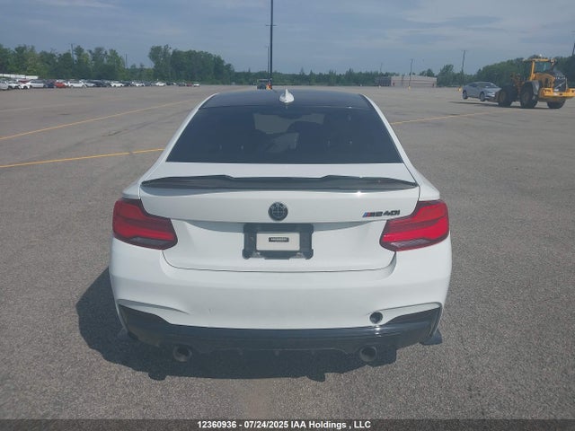 WBA2G3C32HV986719 BMW 2017