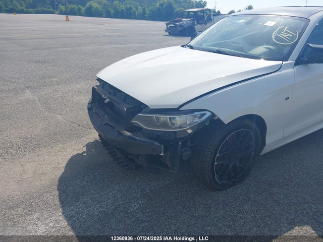 WBA2G3C32HV986719 BMW 2017