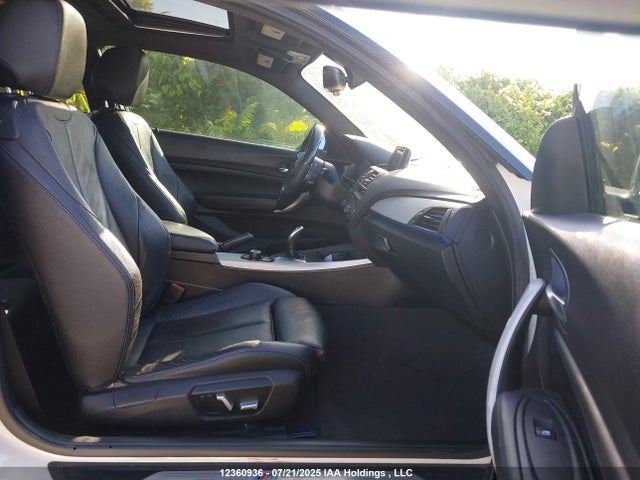 WBA2G3C32HV986719 BMW 2017