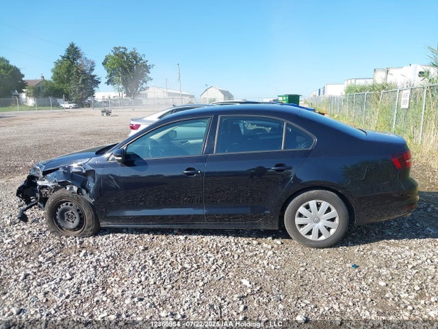 3VW267AJ4GM369312 Volkswagen 2016