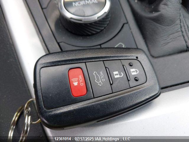 2T3J1RFV6LW131412 Toyota a25a-fks