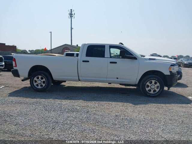 RAM 2500 2022 3C6UR5HJXNG252916 Image 13
