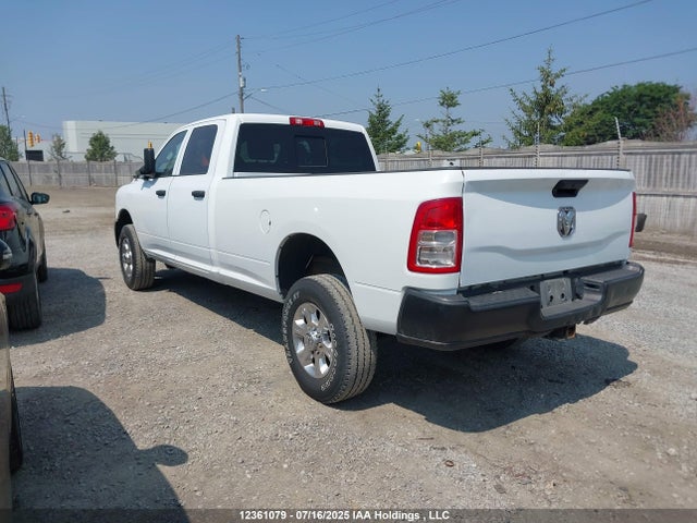 RAM 2500 2022 3C6UR5HJXNG252916 Image 14