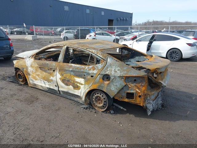 KMHD84LF2HU421543 Hyundai 2017