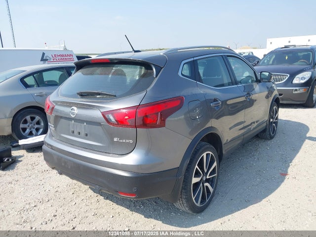 JN1BJ1CR6KW340715 Nissan 2019