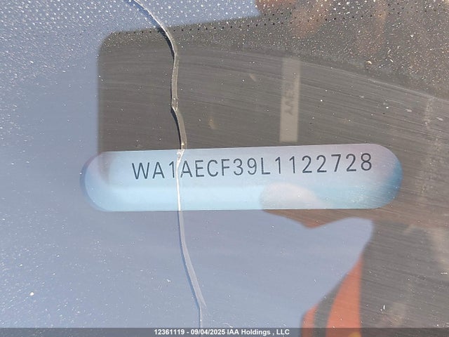 WA1AECF39L1122728 Audi Q3