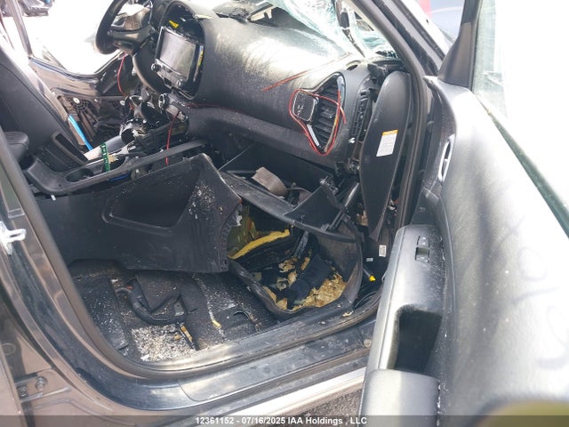 KIA 2020 2020 KNDJ33A16L7006949 Image 5