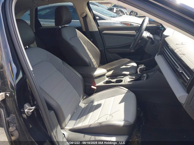 3VWEX7BUXSM016732 Volkswagen tsi