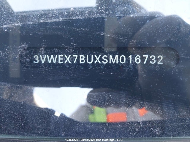3VWEX7BUXSM016732 Volkswagen tsi