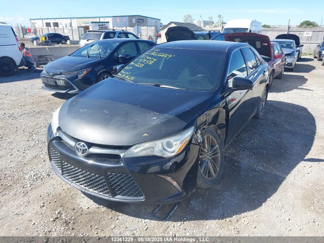 4T1BF1FKXHU417518 Toyota CAMRY SE