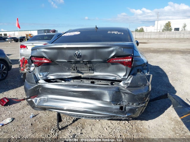 3VWC57BU9MM037832 Volkswagen tsi