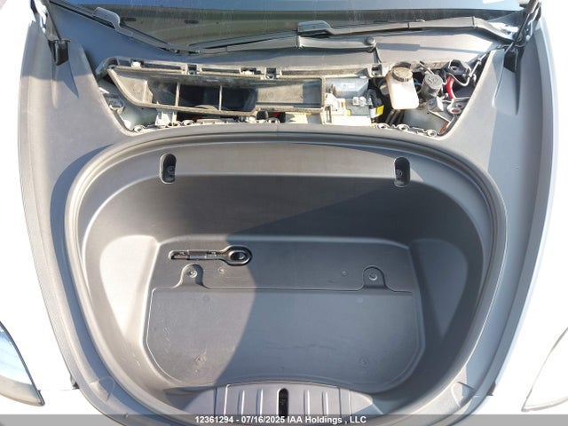 5YJ3E1EB1LF716524 Tesla MODEL 3