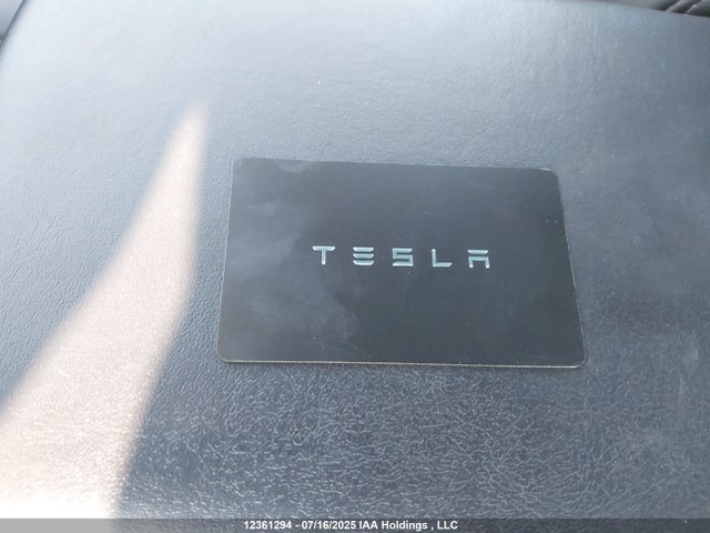 5YJ3E1EB1LF716524 Tesla MODEL 3