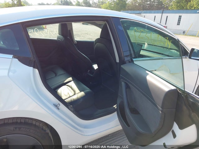 5YJ3E1EB1LF716524 Tesla MODEL 3