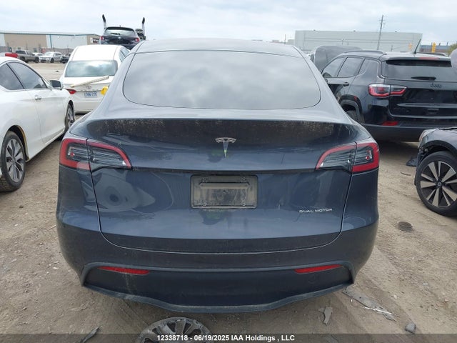 Tesla Model Y 2022 7SAYGDEE2NF393716 Image 16