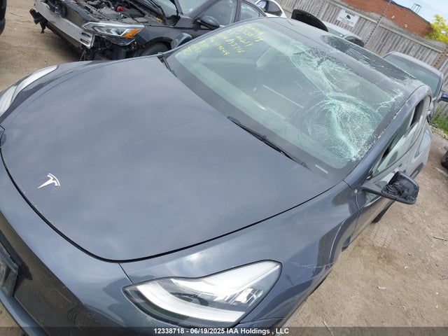 Tesla Model Y 2022 7SAYGDEE2NF393716 Image 6
