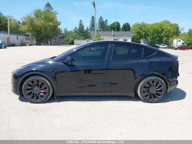 7SAYGDEF7NF468791 Tesla Model Y