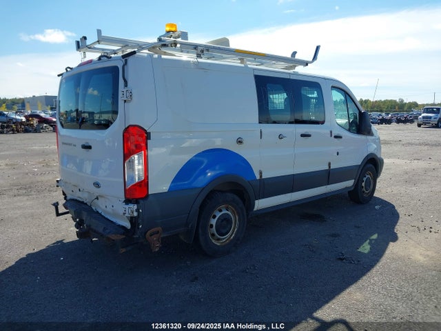 1FTNE1ZM9FKA74226 Ford 2015