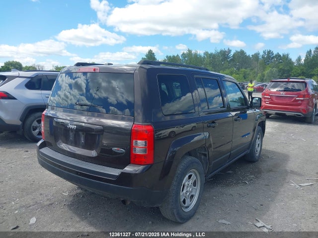 1C4NJPAB4ED628123 Jeep 2014