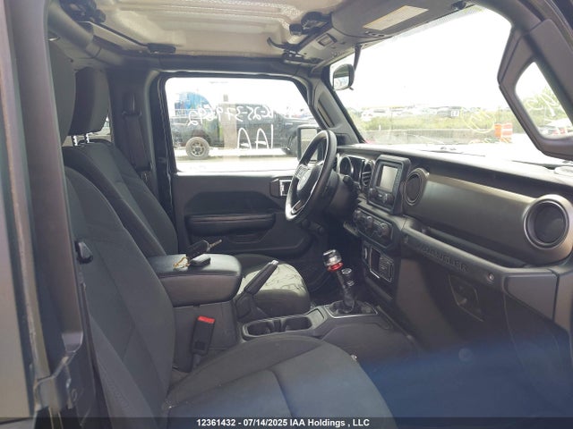 1C4GJXAG8KW576953 Jeep Wrangler