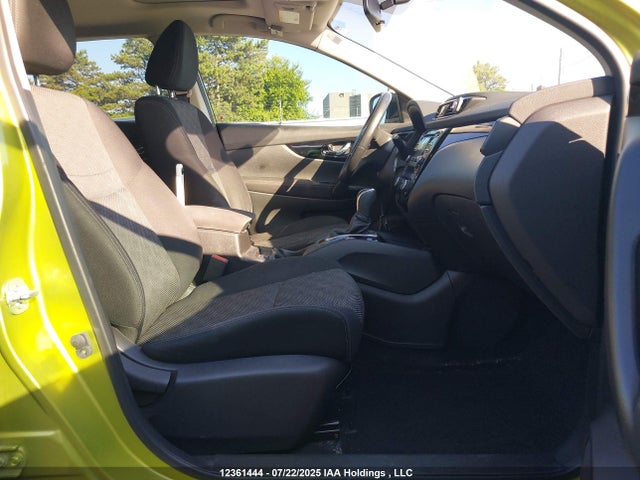 JN1BJ1CP5HW012693 Nissan ROGUE SPORT