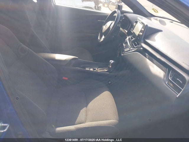 NMTKHMBX0JR008325 Toyota 3zr-fae