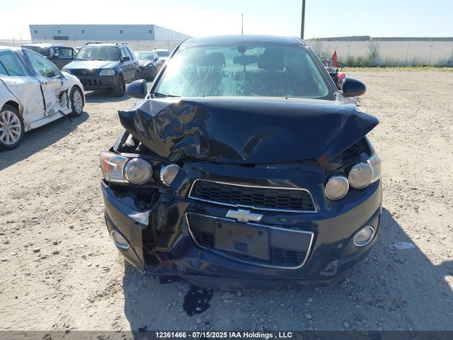 1G1JC5SH8F4190023 Chevrolet luw